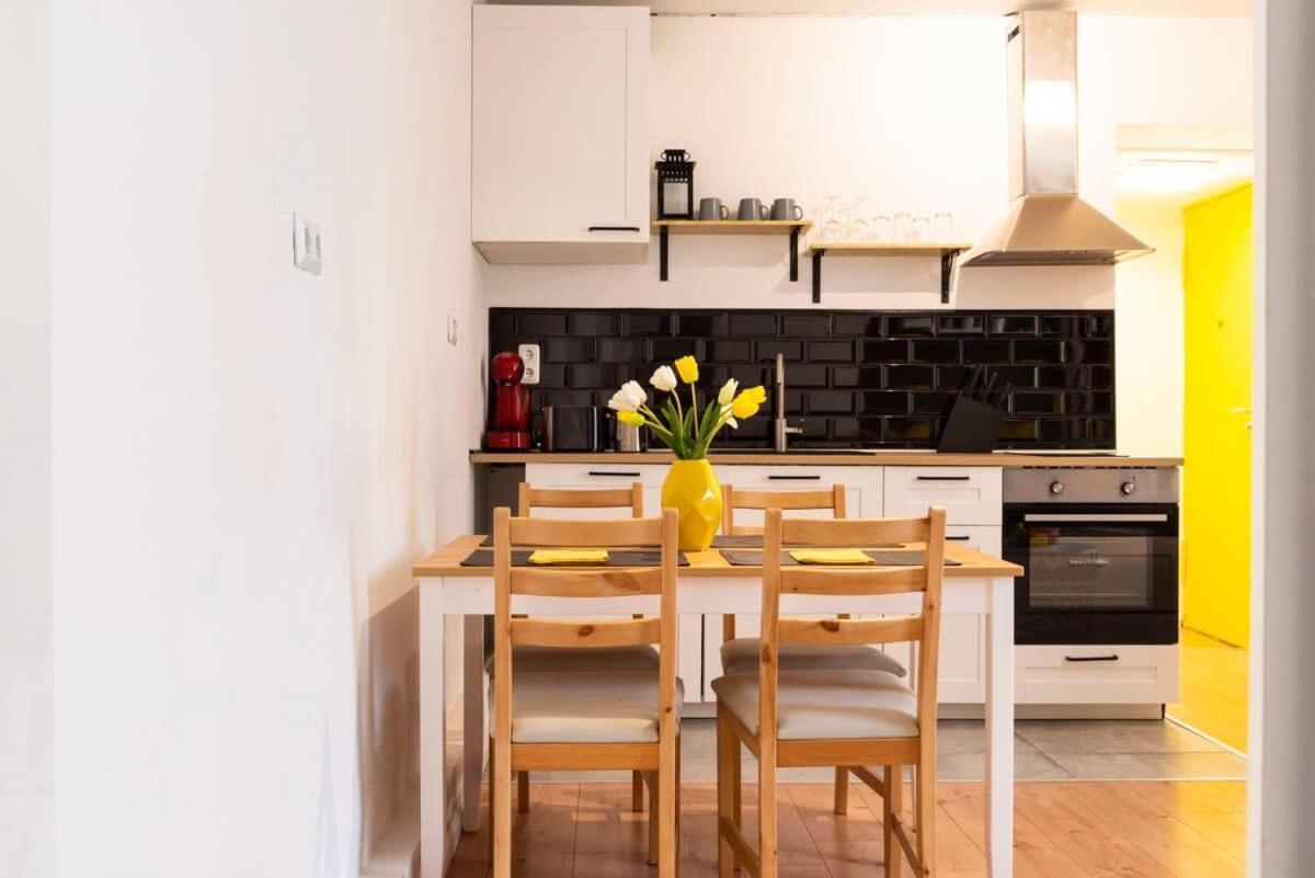 2 Bedroom In Great Location In Kreuzberg ベルリン エクステリア 写真